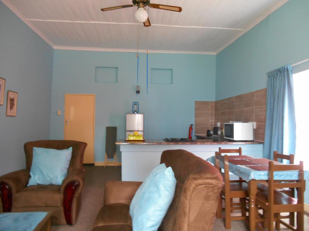 Obesa Lodge Graaff-Reinet Quarto foto